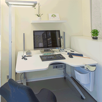 Höhenverstellbarer Schreibtisch